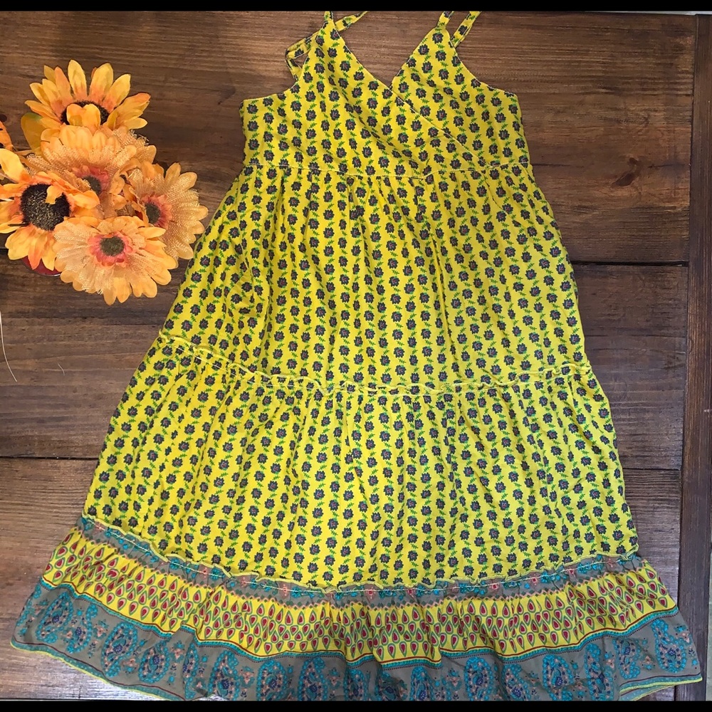 Peek dress